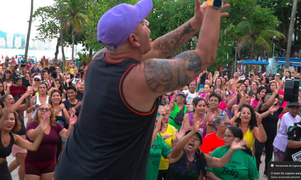"Dançando na Praça com Karaokê" agita o Guarujá no próximo dia 30