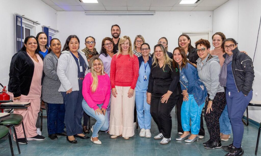 saúde em Mongaguá humanização territorialização prefeita Cristina Wiazowski